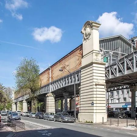 Apartment Flat Near Eiffel Tower