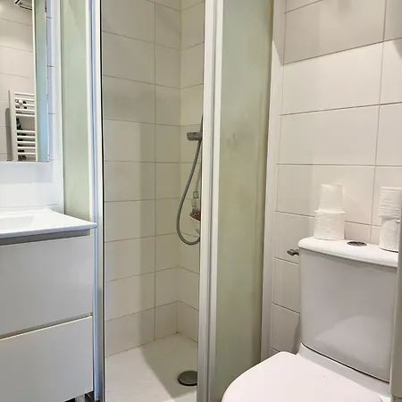 Flat Near Eiffel Tower דירה